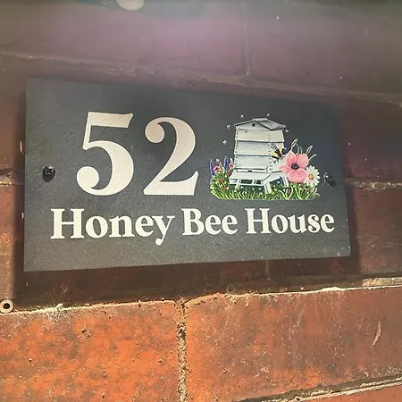 Honeybee House Ferienhaus *