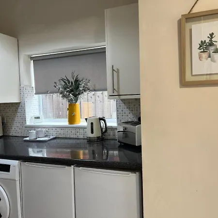 Holiday home Honeybee House *